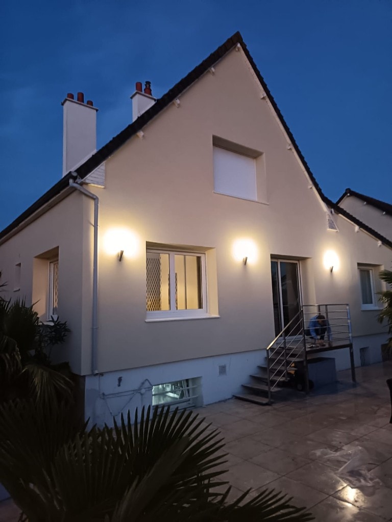 Rénovation globale maison bretonne par Kolibry